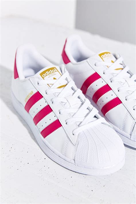 superstar sneakers for women